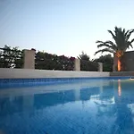 Hotel Anastasia Villa *