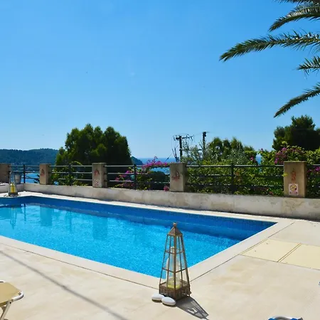 Anastasia Villa *