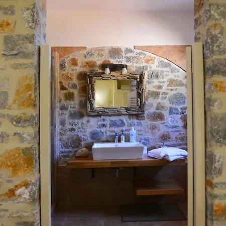 Hotel Anastasia Villa *