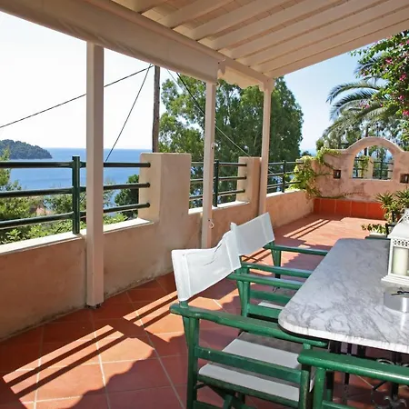 Anastasia Villa